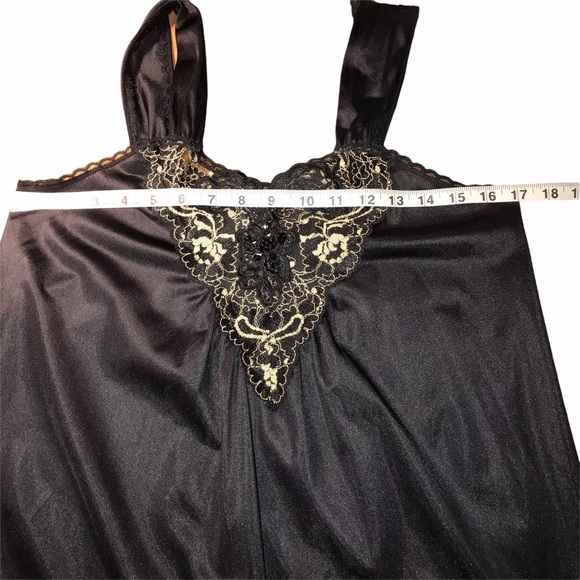 Vintage 1970s Black with Lace Nightgown - Picture 8 of 10